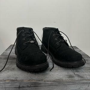 black short waterproof timberland boots women’s size 9